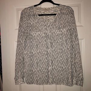 LOFT black and white button up blouse